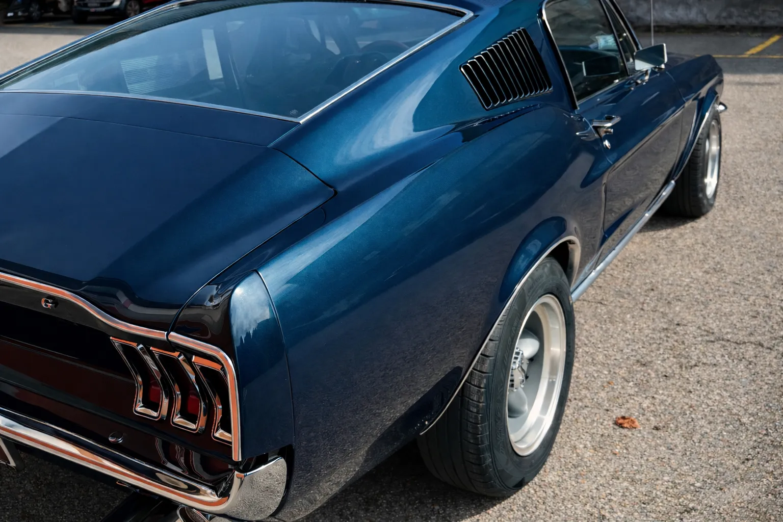 Miniature Fastback 7